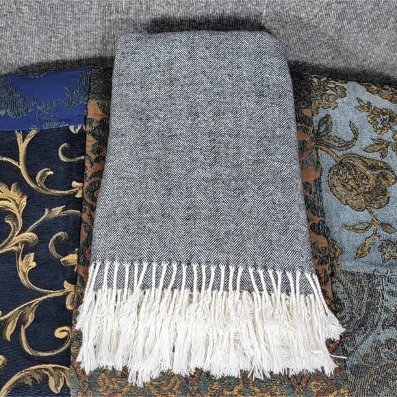 La Limonaia Tessuti Fringe Throw Blanket Blue Herringbone Made in Italy 50x52 - Picture 1 of 8